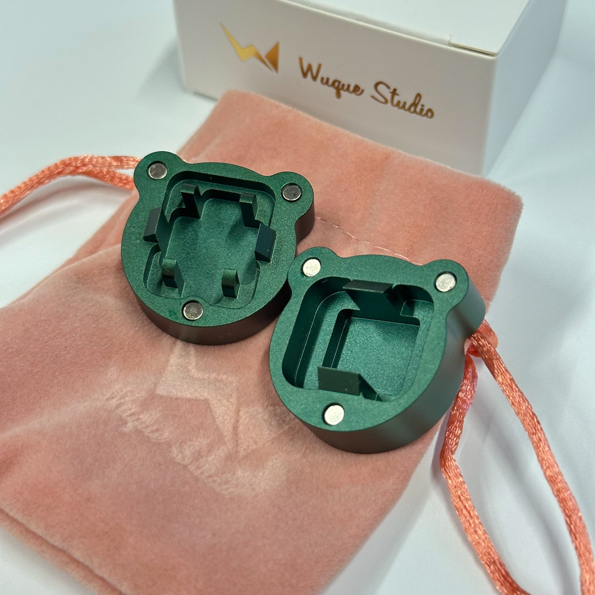 Wuque Studio Mini Bear Switch Opener Green